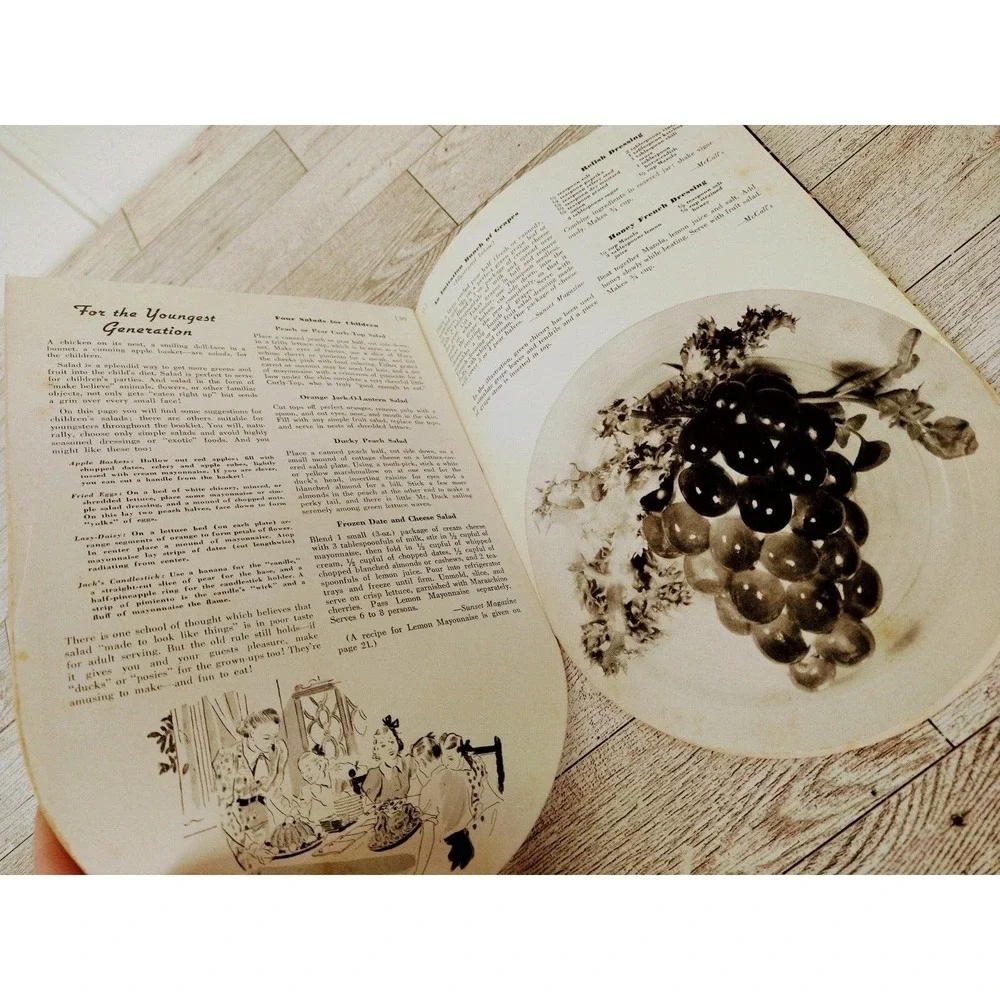 1939 Mazola Salad Bowl‎ COOKBOOK Booklet Die Cut Shape Cutout Vtg Recipes